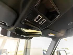 Land Rover Defender 110 2.0 P300e 110 Dynamic Edition thumbnail 42