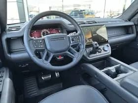 Land Rover Defender 110 4.4 P635 110 OCTA BLACK thumbnail 2