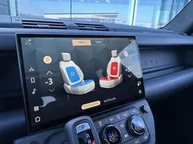 Land Rover Defender 110 4.4 P635 110 OCTA BLACK thumbnail 11