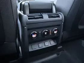 Land Rover Defender 110 4.4 P635 110 OCTA BLACK thumbnail 16