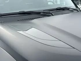 Land Rover Defender 110 4.4 P635 110 OCTA BLACK thumbnail 38