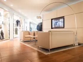 Land Rover Defender thumbnail 57