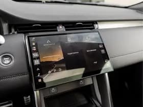 Land Rover Discovery Sport thumbnail 12