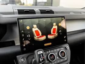 Land Rover Defender thumbnail 15