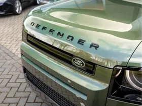 Land Rover Defender thumbnail 21