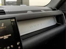 Land Rover Defender thumbnail 41