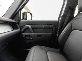 Land Rover Defender thumbnail 42
