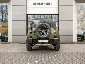 Land Rover Defender thumbnail 7
