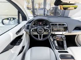 Jaguar I-Pace thumbnail 11