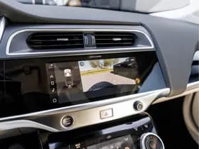 Jaguar I-Pace thumbnail 14