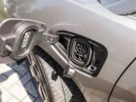 Jaguar I-Pace thumbnail 18