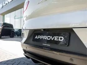 Jaguar I-Pace thumbnail 28