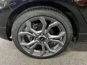 Ford Fiesta thumbnail 5