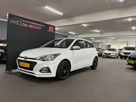 Hyundai i20 thumbnail 2