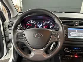 Hyundai i20 thumbnail 15
