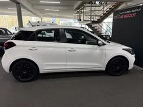 Hyundai i20 thumbnail 7