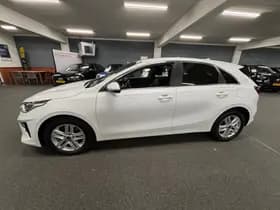 Kia Ceed thumbnail 9