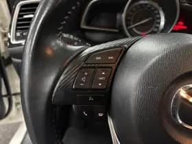 Mazda 3 thumbnail 17