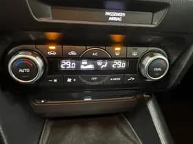 Mazda 3 thumbnail 23