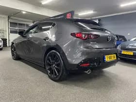 Mazda 3 thumbnail 3
