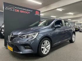 Renault Clio thumbnail 2