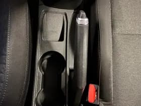 Renault Clio thumbnail 23