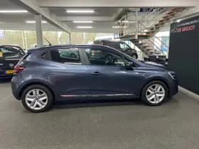 Renault Clio thumbnail 7