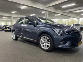 Renault Clio thumbnail 8