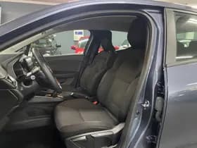 Renault Clio thumbnail 10