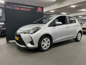 Toyota Yaris thumbnail 2