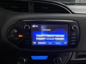 Toyota Yaris thumbnail 22