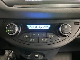 Toyota Yaris thumbnail 28