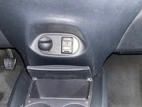 Toyota Yaris thumbnail 29