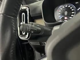 Volvo XC40 thumbnail 15