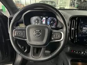 Volvo XC40 thumbnail 18