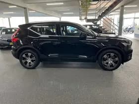 Volvo XC40 thumbnail 38