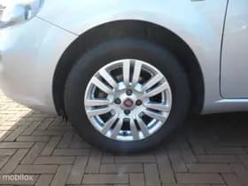 Fiat Punto thumbnail 12