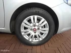 Fiat Punto thumbnail 13