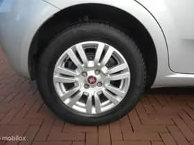 Fiat Punto thumbnail 14