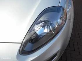 Fiat Punto thumbnail 17