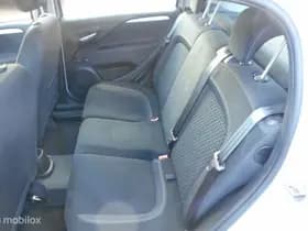 Fiat Punto thumbnail 6