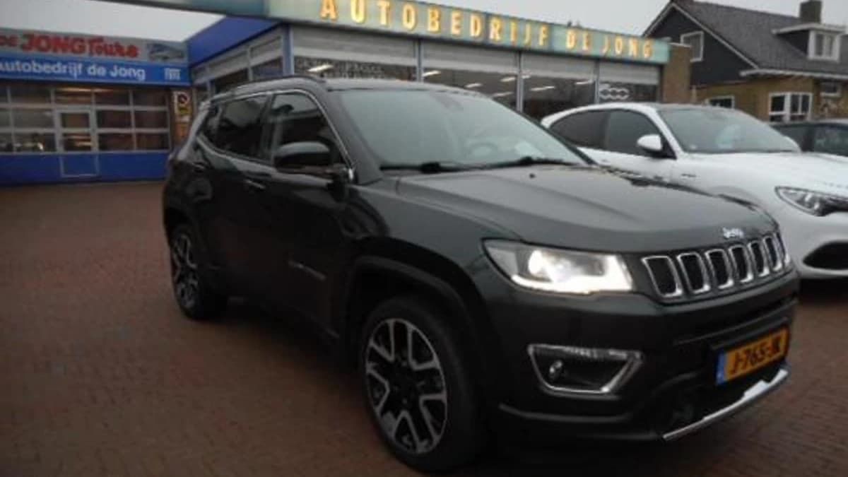 Jeep Compass — foto 1