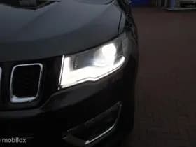 Jeep Compass thumbnail 19