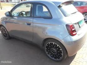 Fiat 500e thumbnail 6
