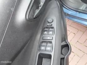 Fiat Punto thumbnail 13