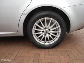 Alfa Romeo 159 thumbnail 13