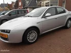 Alfa Romeo 159 thumbnail 3