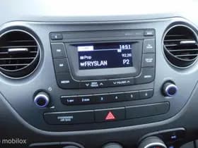 Hyundai i10 thumbnail 25