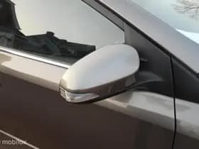 Toyota Auris thumbnail 17