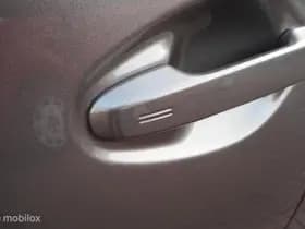 Toyota Auris thumbnail 23